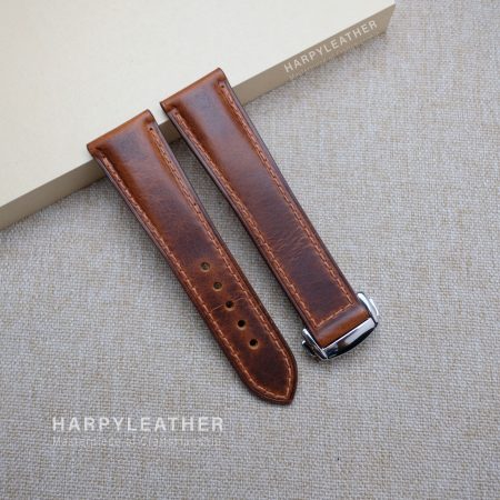 Brown-waxy-strap-style-clasp