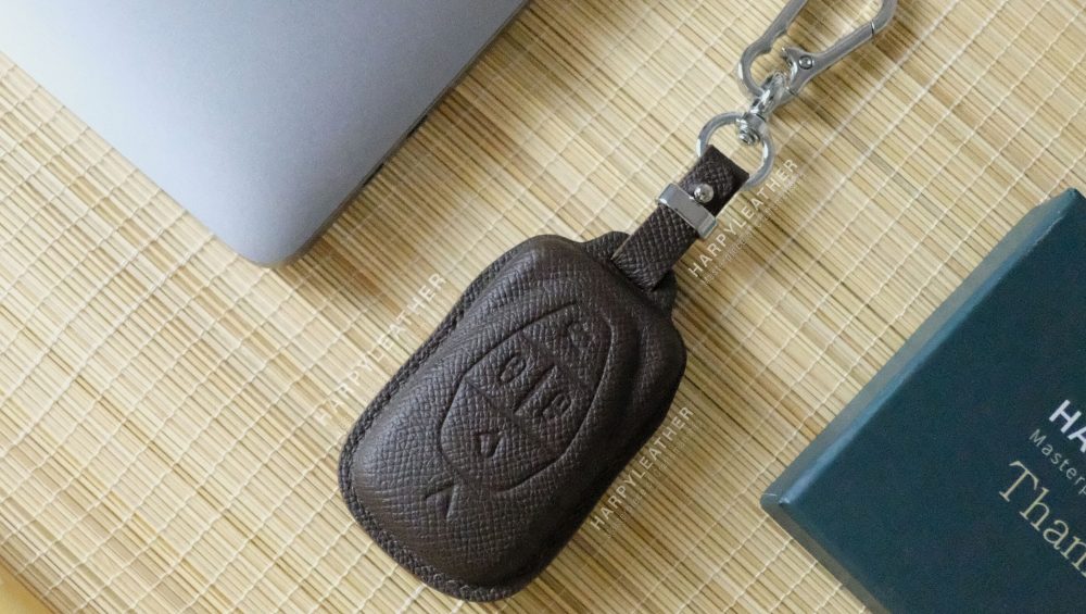 Buying-the-right-leather-key-fob-protector-what-to-know